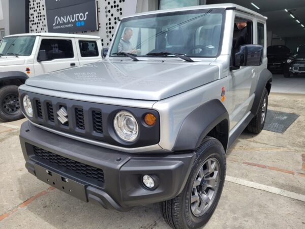 SUZUKI JIMNY 3P AT - Image 2