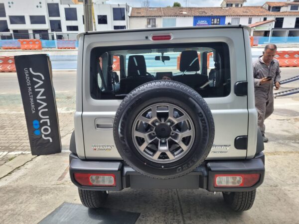 SUZUKI JIMNY 3P AT - Image 5