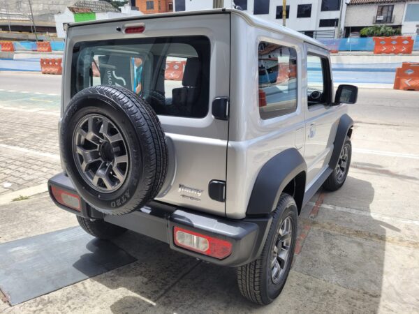 SUZUKI JIMNY 3P AT - Image 7