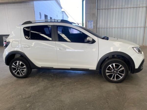 Renault Stepway - Image 6