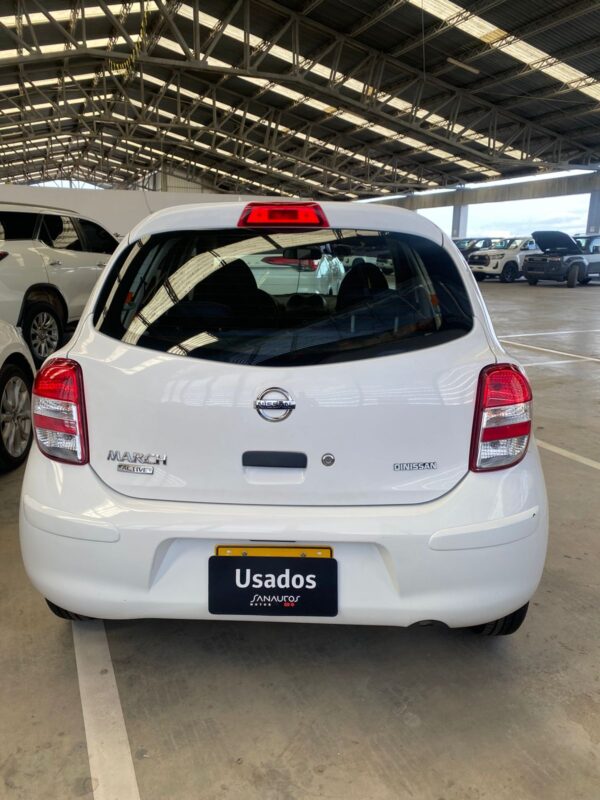 Nissan March - Image 6