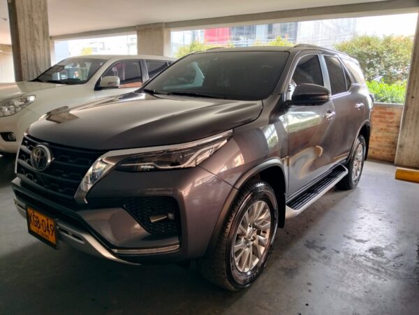 FORTUNER SRV 2.8 DIESEL