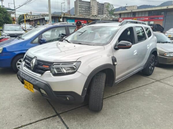 RENAULT DUSTER ICONIC   1.3 T 4X4 CVT - Image 5