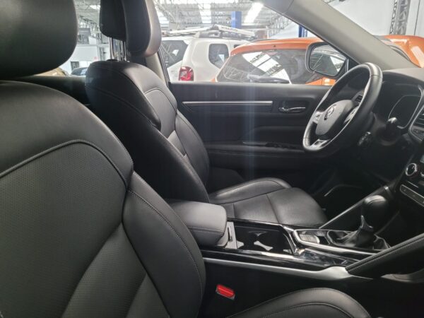 RENAULT NEW KOLEOS INTENS 2.5 4X4 CVT - Image 14
