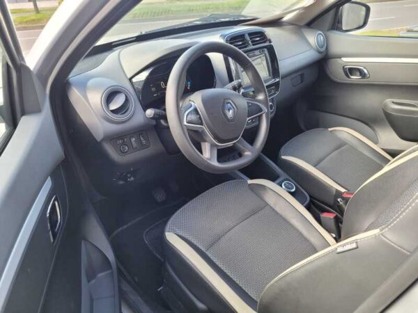 RENAULT KWID E-TECH - Image 8