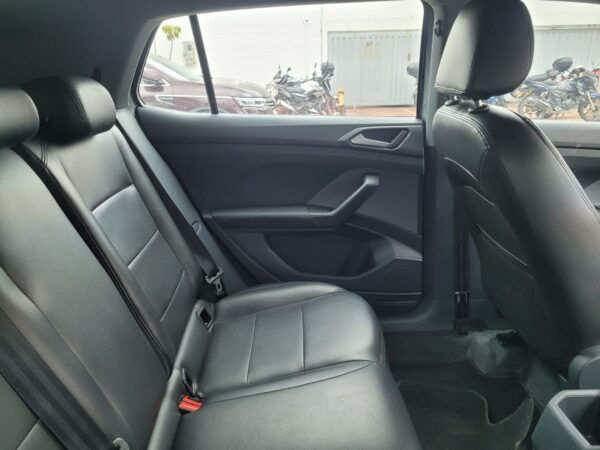 VOLKSWAGEN T -CROSS 1.0T MT - Image 13