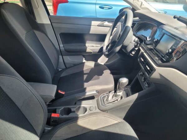VW POLO CONFORLINE  AT 1.6 - Image 10