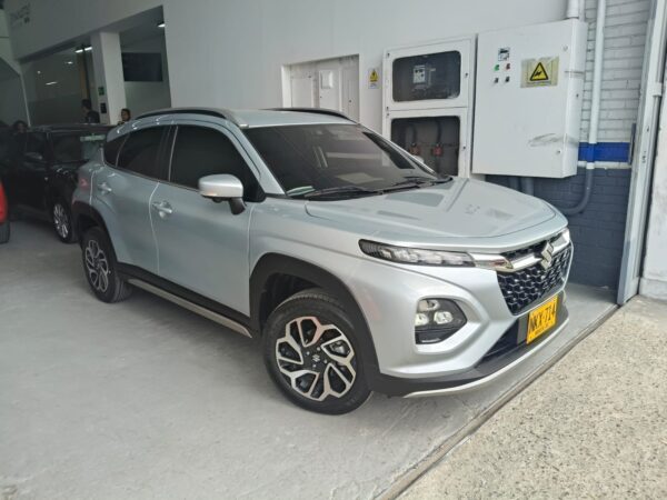 SUZUKI FRONX GLX HEV AT - Image 3
