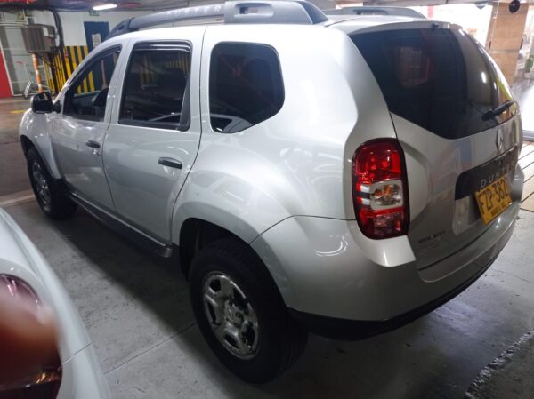 DUSTER ZEN 1.6 MT - Image 7