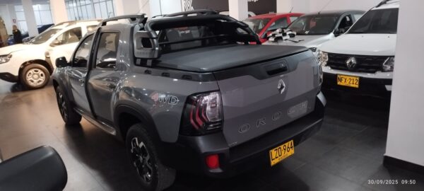 DUSTER OROCH OUTSIDER 4X4 - Image 6