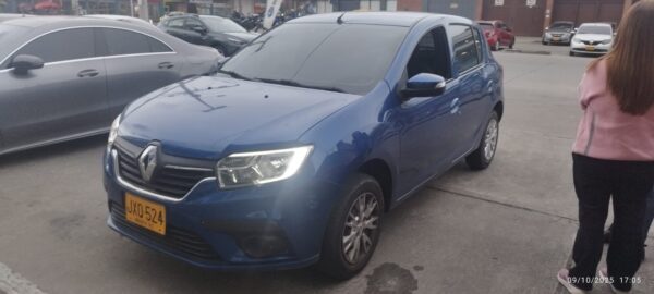 SANDERO LIFE +